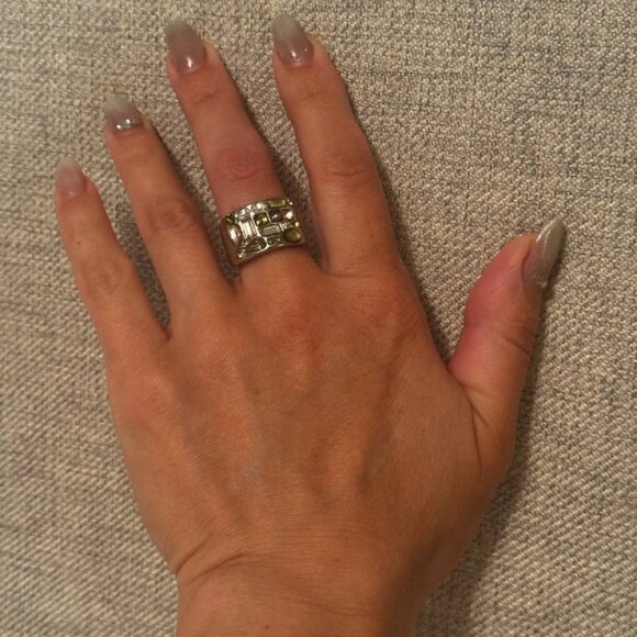 GUESS Vintage Y2K Multi-Stone Statement Ring in Green/Golden Shades – Size 7 - Picture 3 of 8